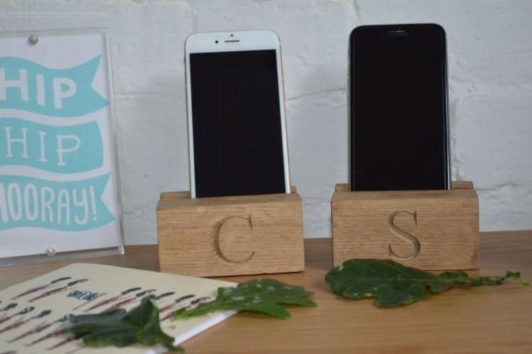 Phone Rack - Single Phone Oak Charging Block